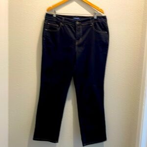 Bandolino women’s blue Jeans 16 W short, 86% cotton. NWOT.